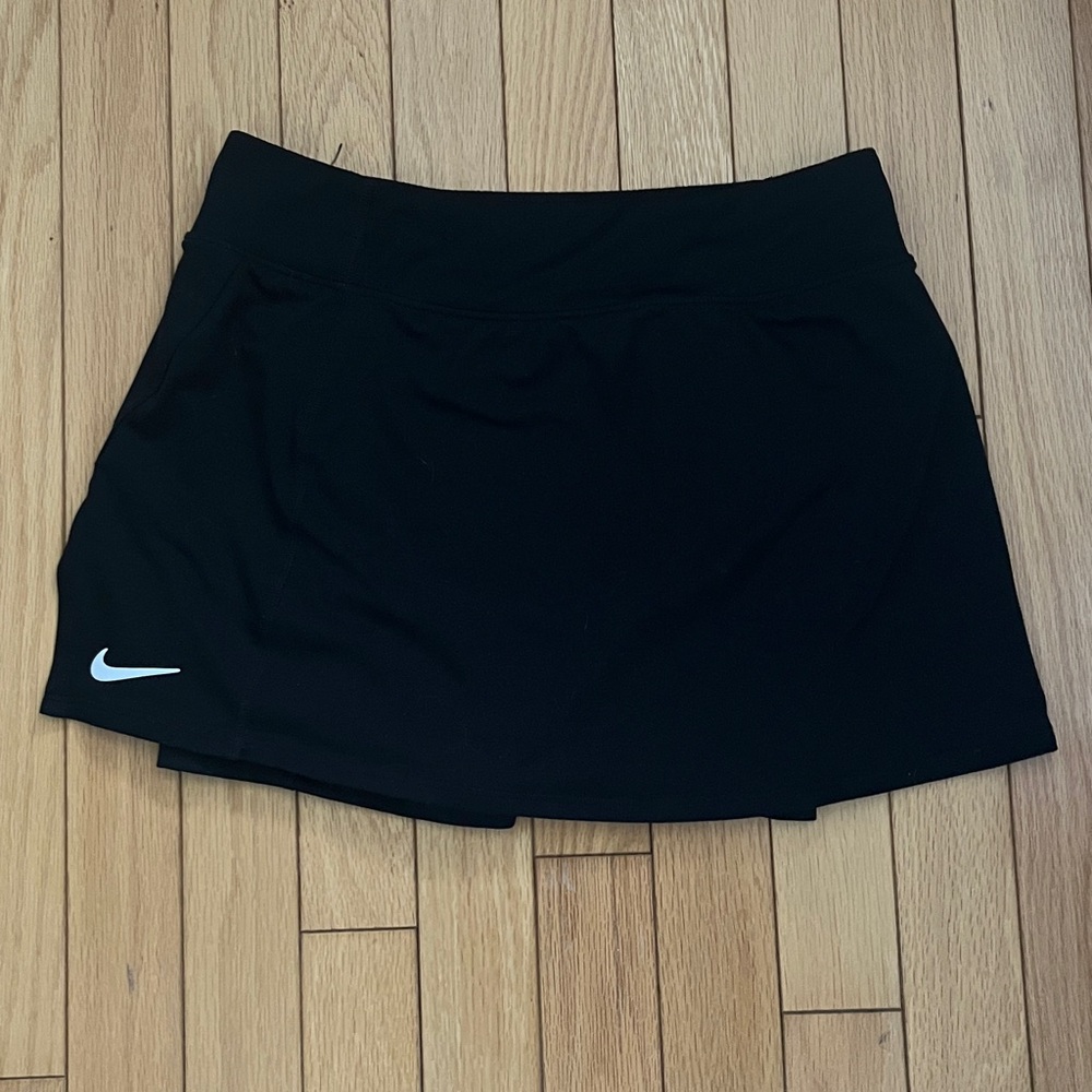 Nike Women's Black Tennis Skort
